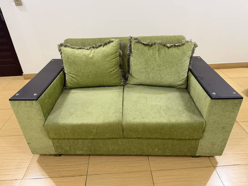 Sofa 2 seaters 1