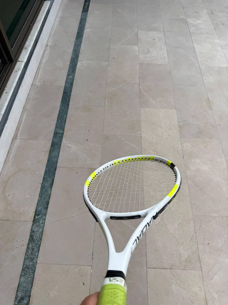 tennis racket 5