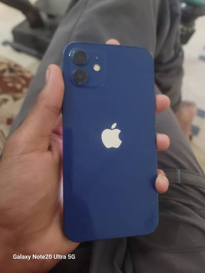 Apple iPhone 12