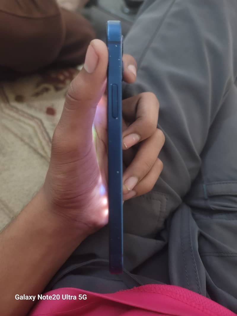 Apple iPhone 12 5