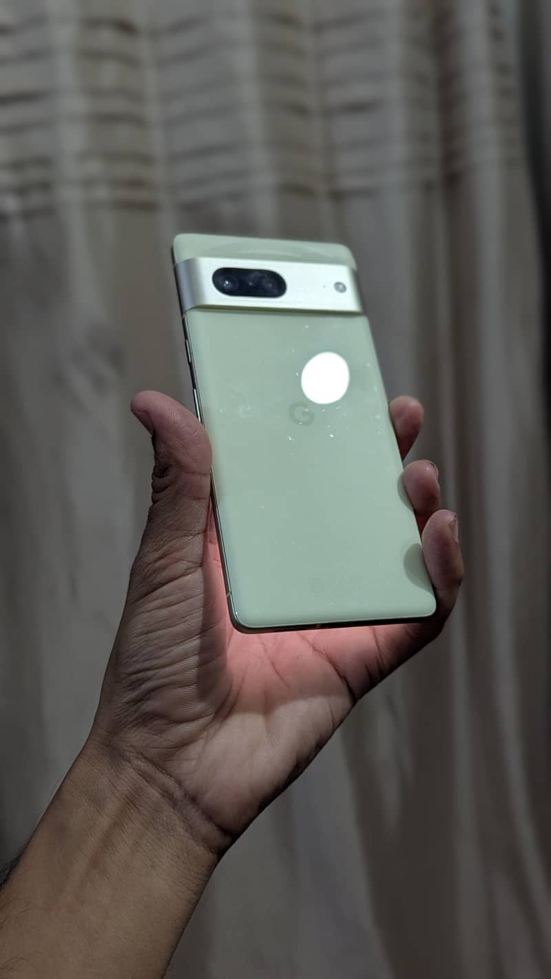 Google Pixel 7 3