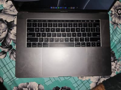 Mackbook pro 2017 15