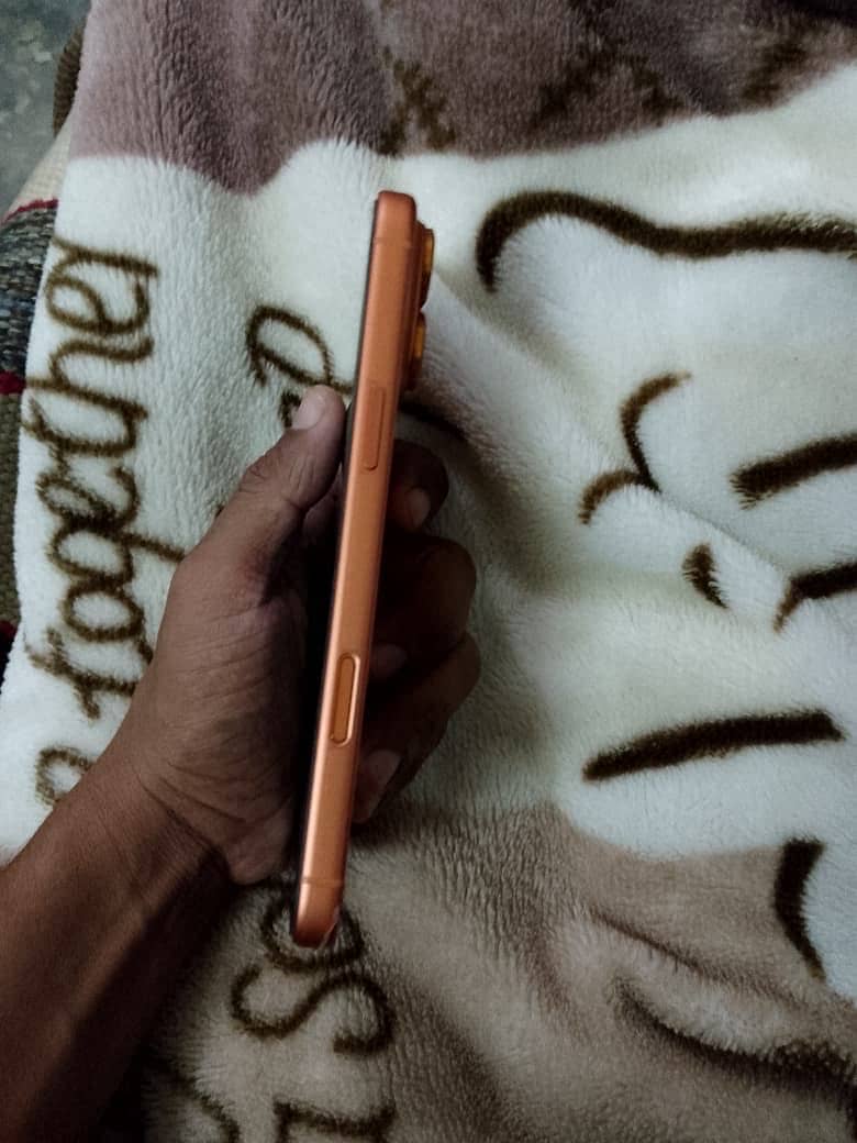 Apple iPhone 17 Pro Max 2