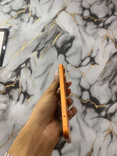Apple iPhone XR