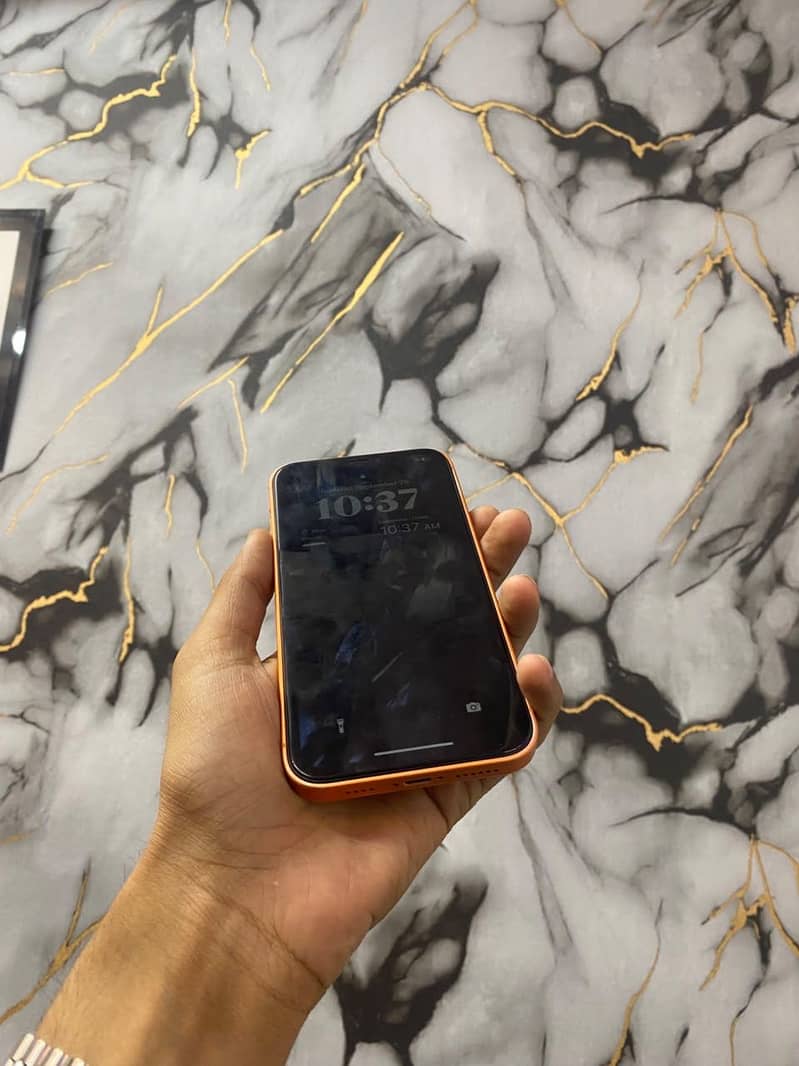 Apple iPhone XR 3