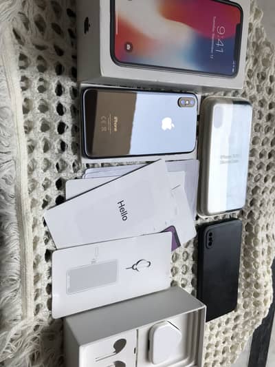 iPhone X black colour 10 by 10 condition