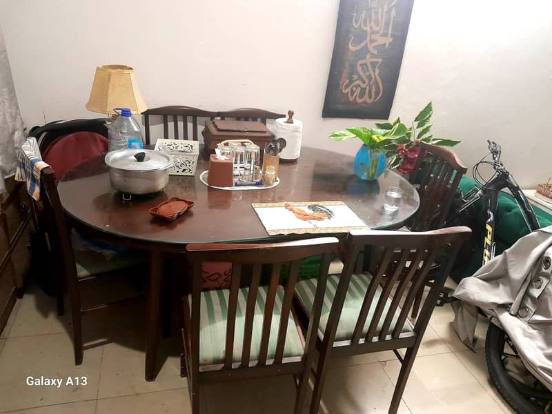 Dining table with 6 chairs 1