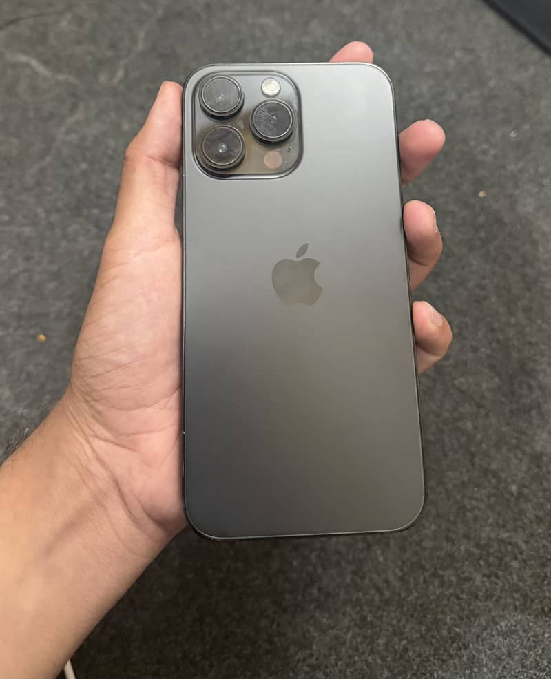 Apple iPhone 14 Pro Max 2