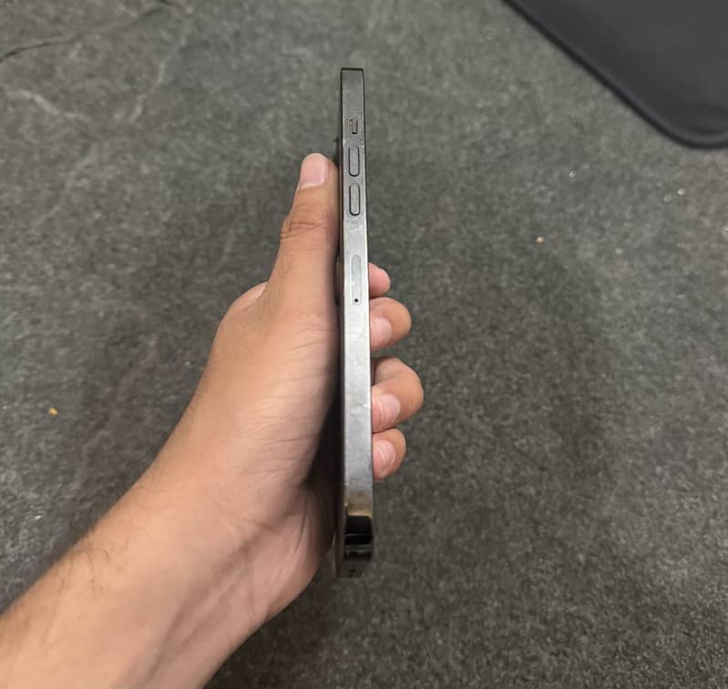 Apple iPhone 14 Pro Max 3