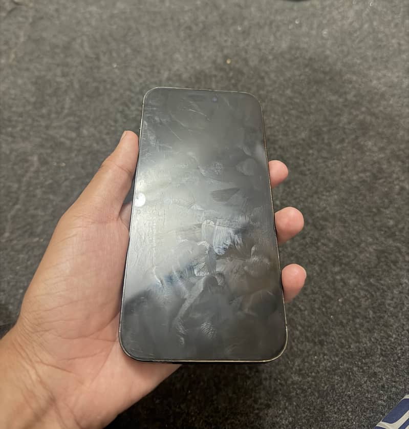 Apple iPhone 14 Pro Max 6