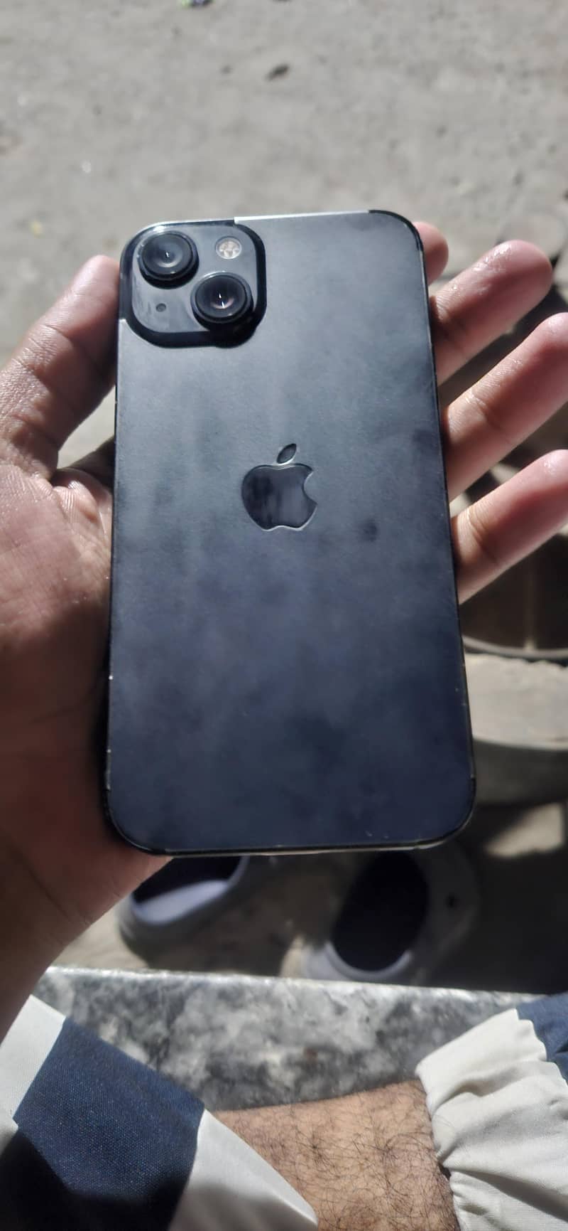 Apple iPhone 13 2