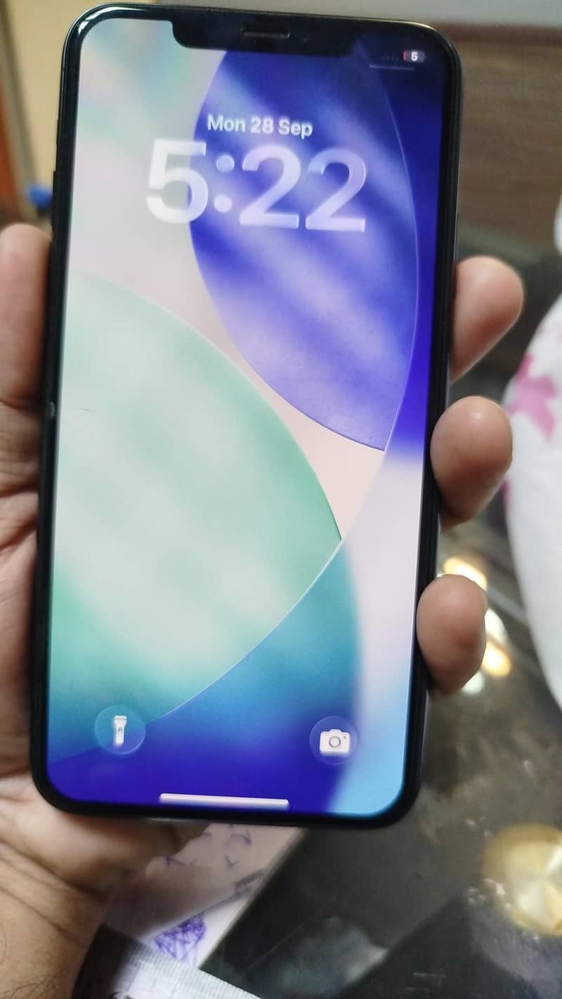 Apple iPhone 11 Pro Max 0