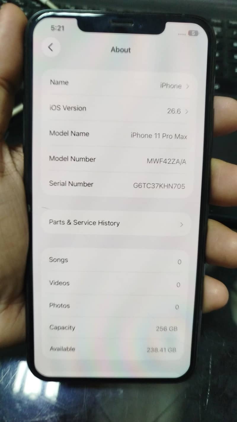 Apple iPhone 11 Pro Max 2