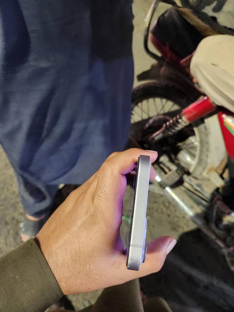 Apple iPhone 14 plus 5