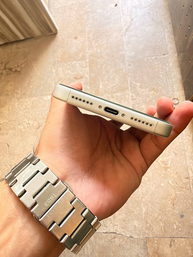 Apple iPhone 17 Pro Max 2