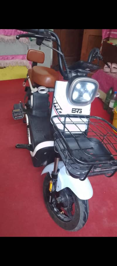 BRG Scooty for urgent sale