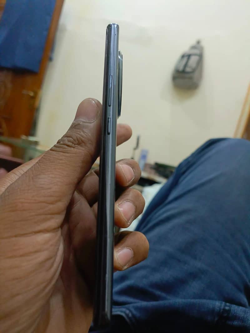 Tecno Spark 20 Pro Plus 3