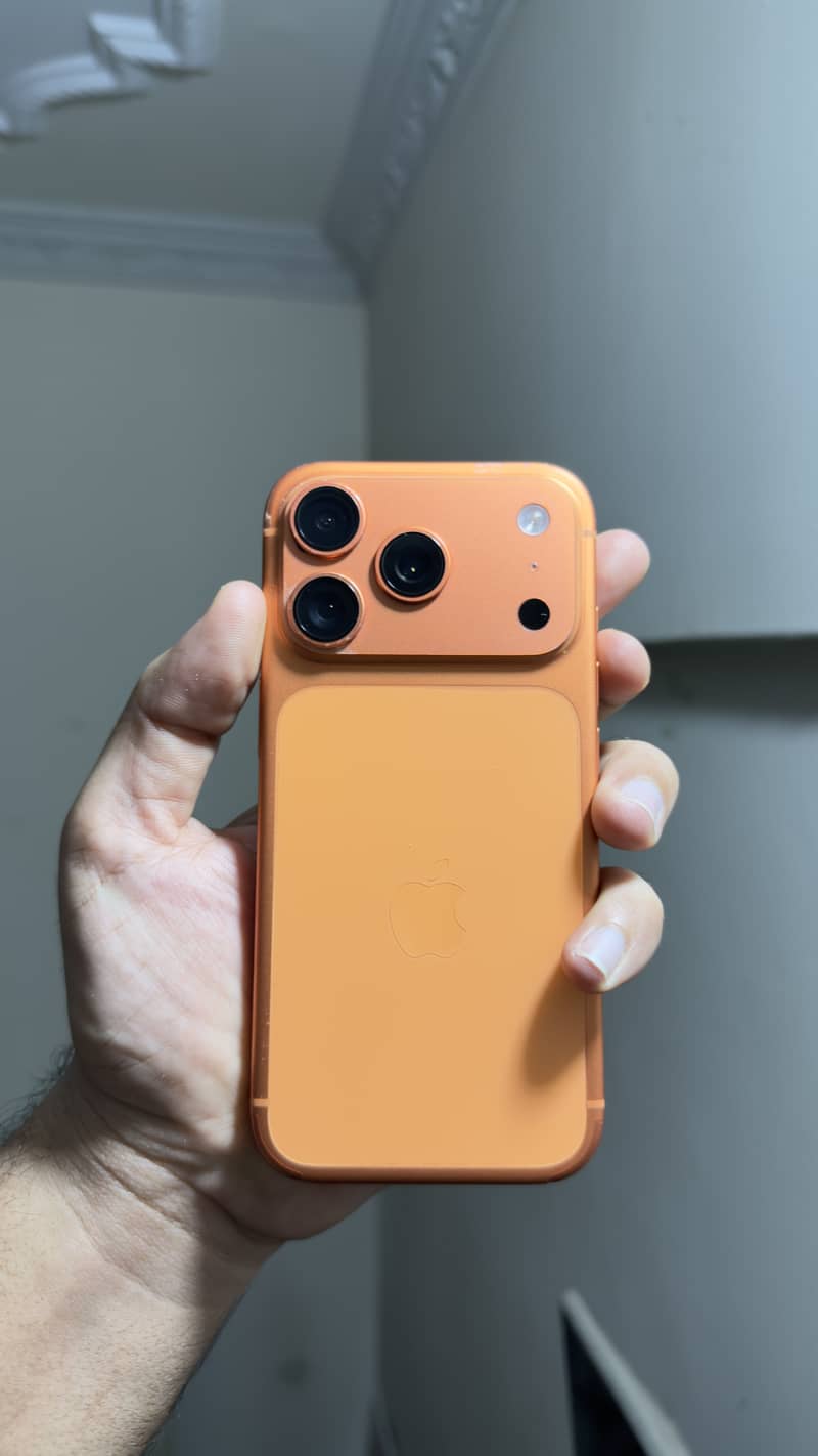Apple iPhone 17 Pro 0