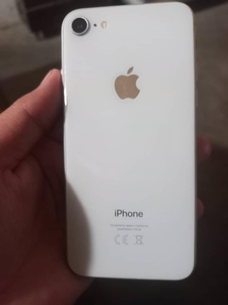 Apple iPhone 8 5