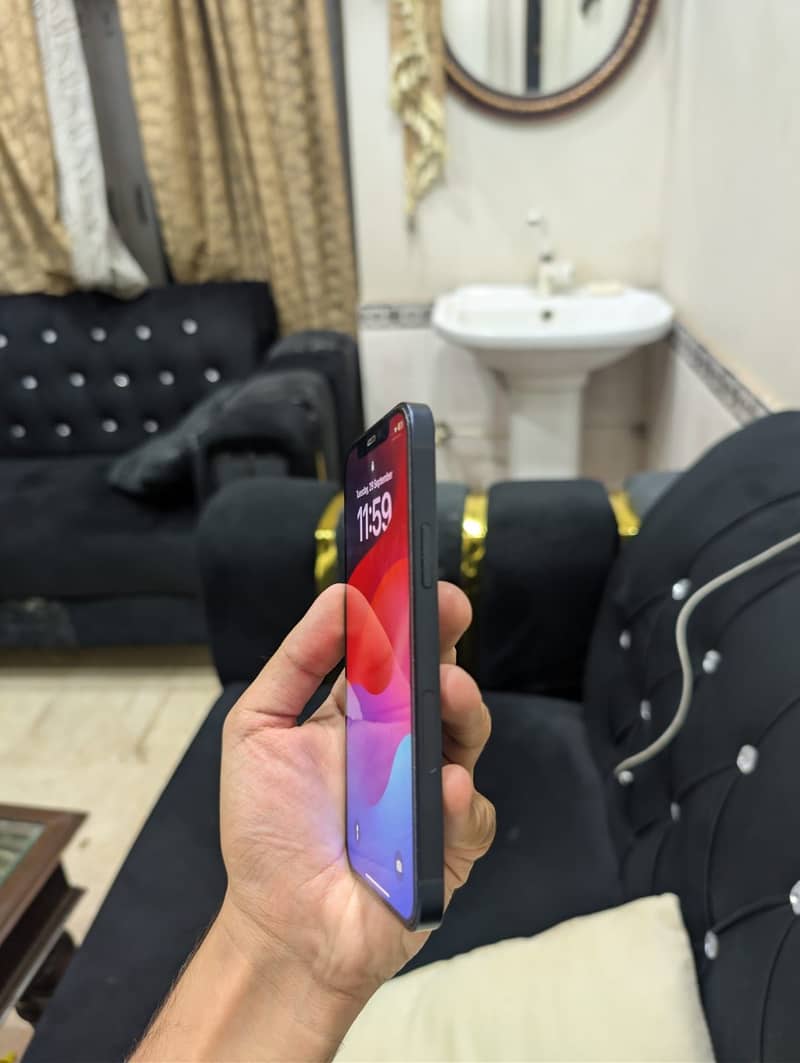 Apple iPhone 12 9