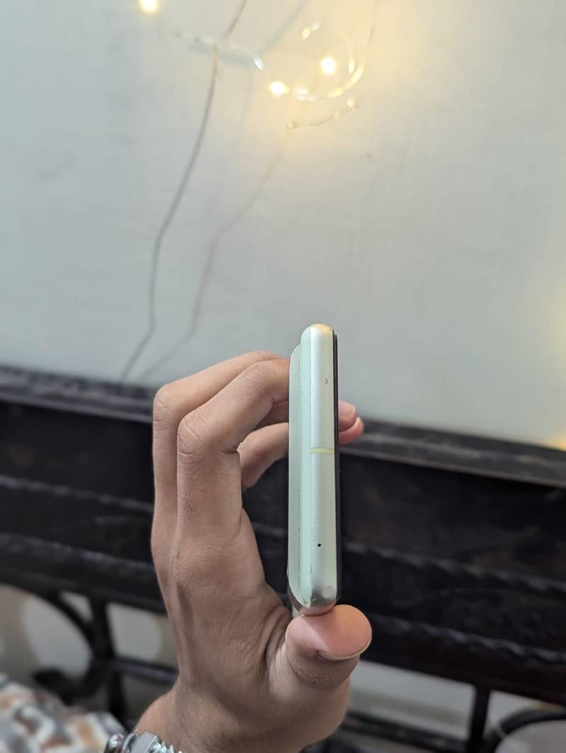 Google Pixel 7 2
