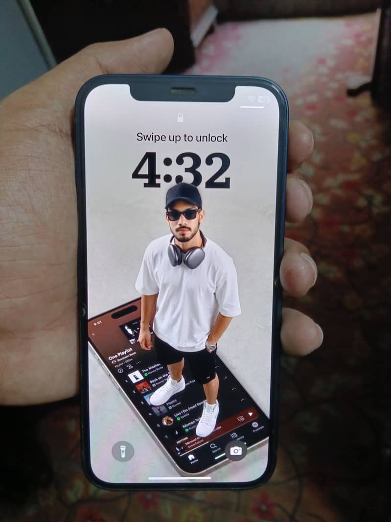 Apple iPhone 12 3