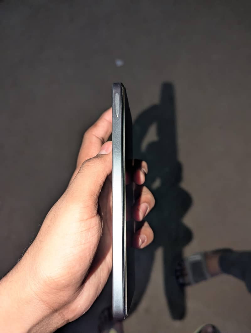 Realme Note 60x 3