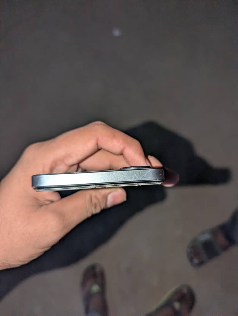 Realme Note 60x 6