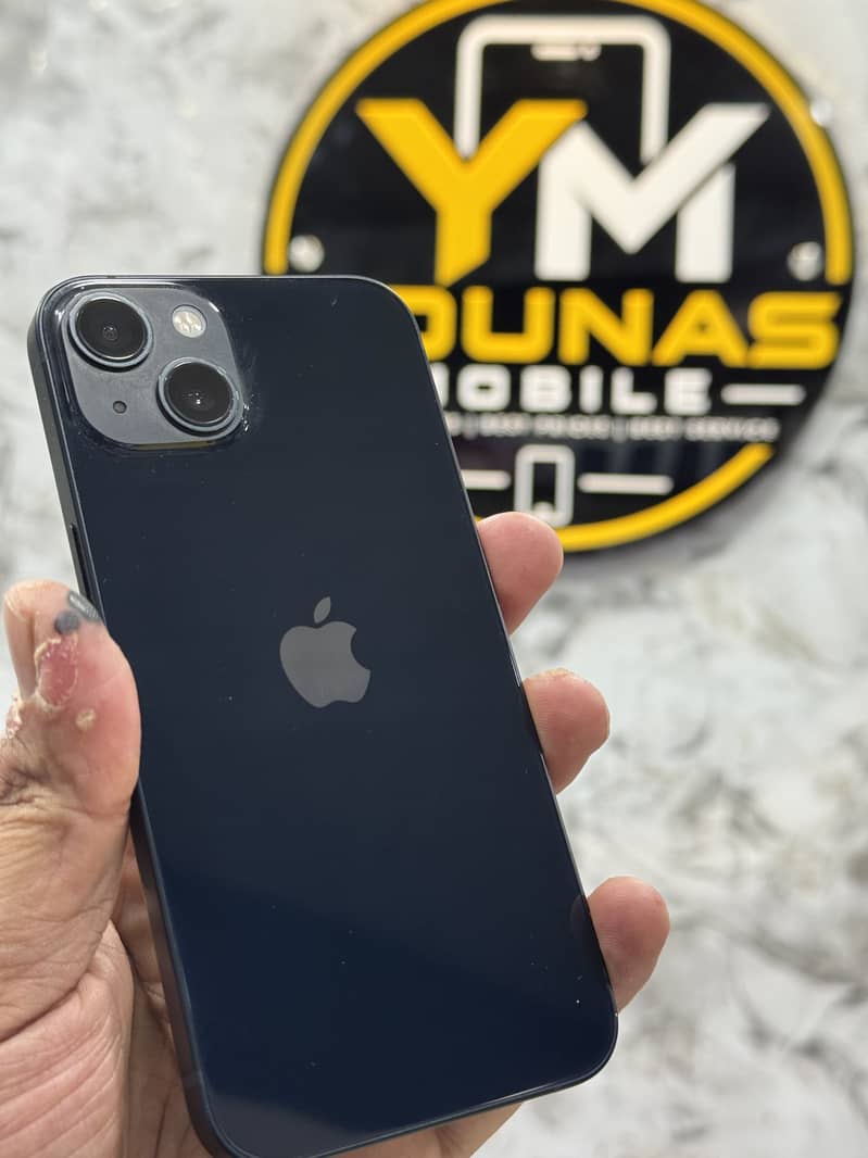 Apple iPhone 13 2