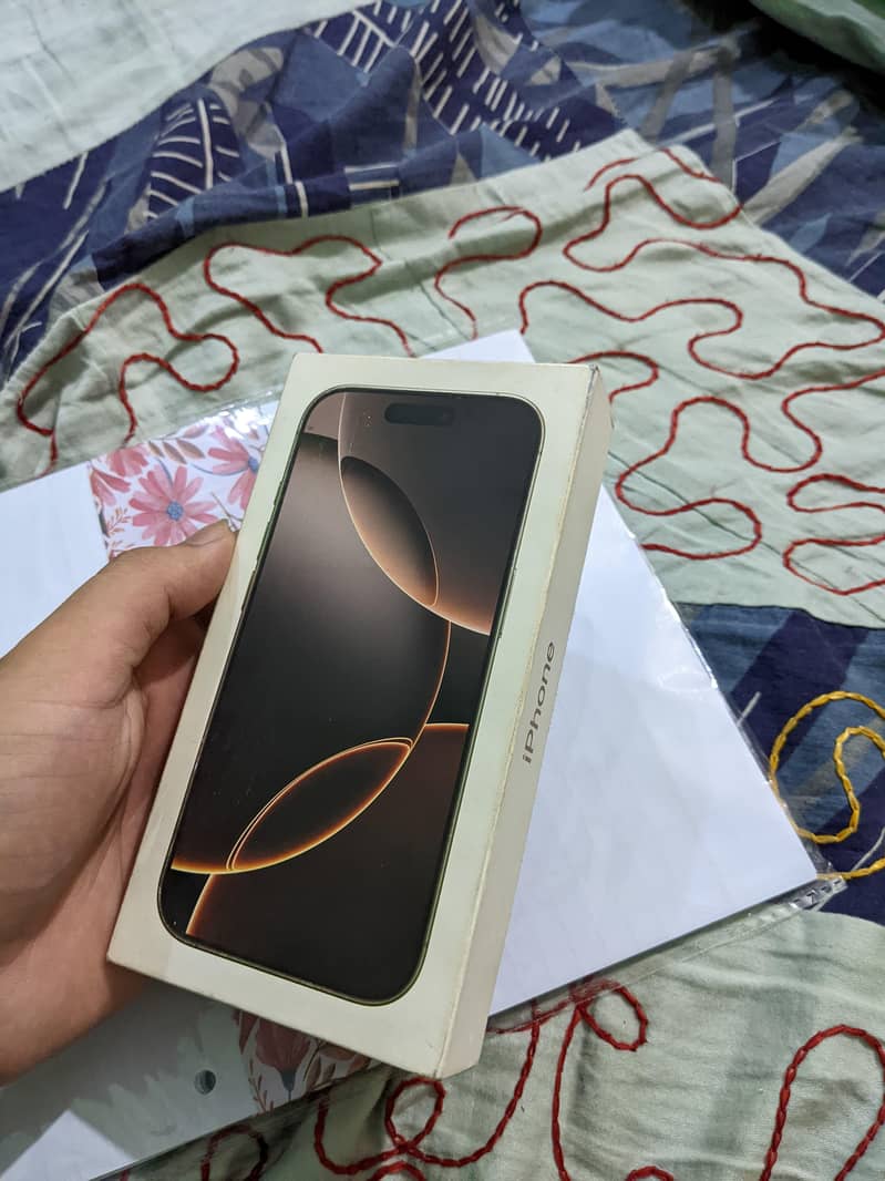 Apple iPhone 16 Pro 7