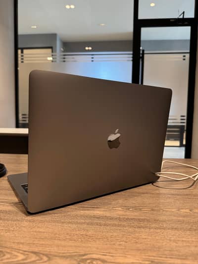 Macbook Air 2018 brand new for sale in Islamabad