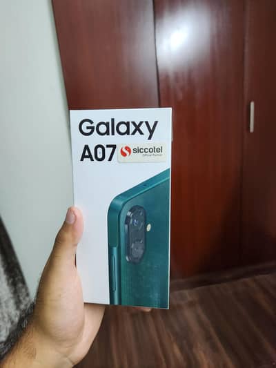 Samsung Mobile A07 6/128 9 months warranty