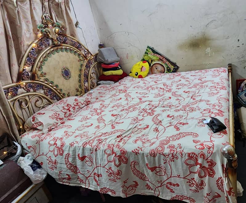King Size Bed 1
