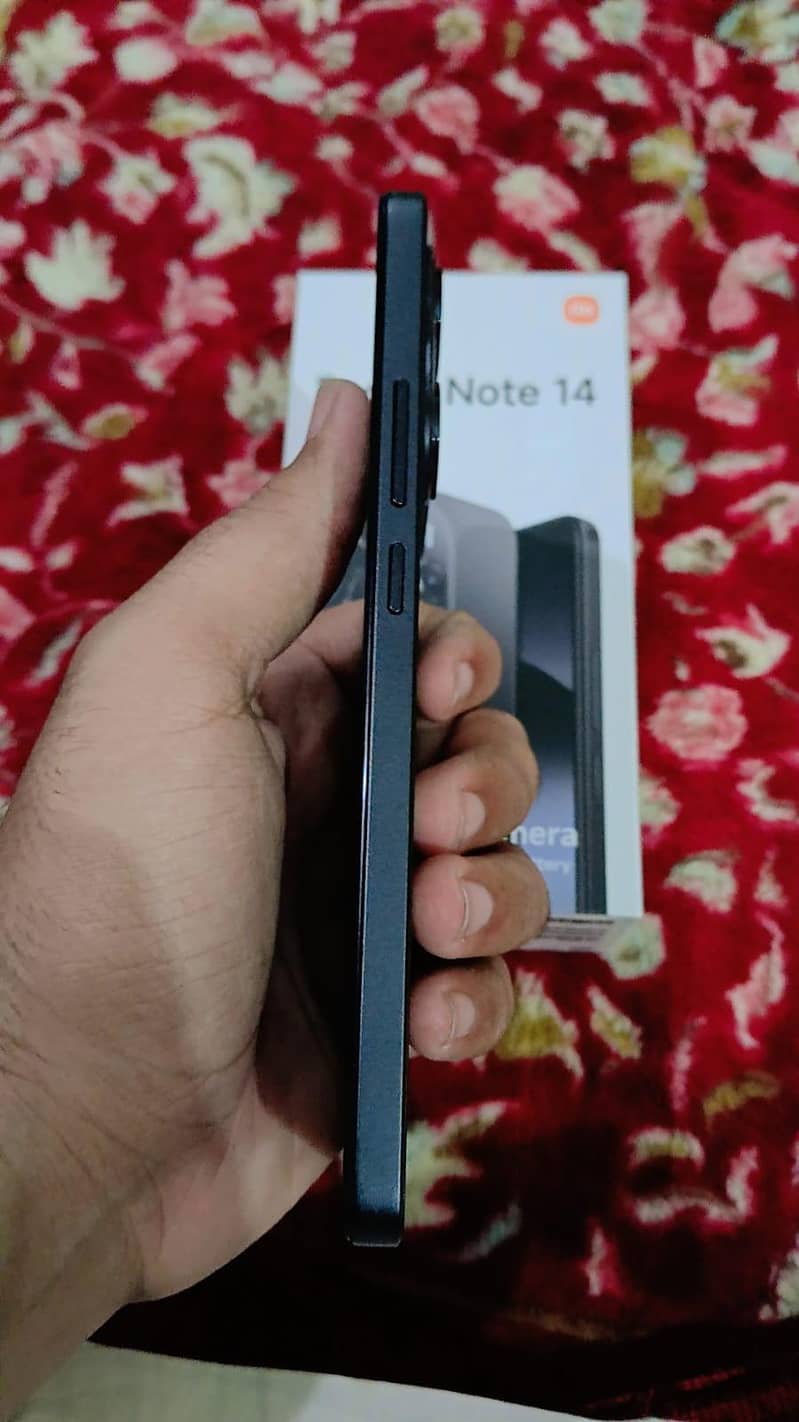 Xiaomi Redmi Note 14 3