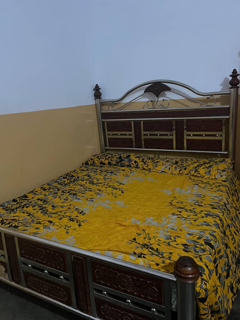 bed for sell 0