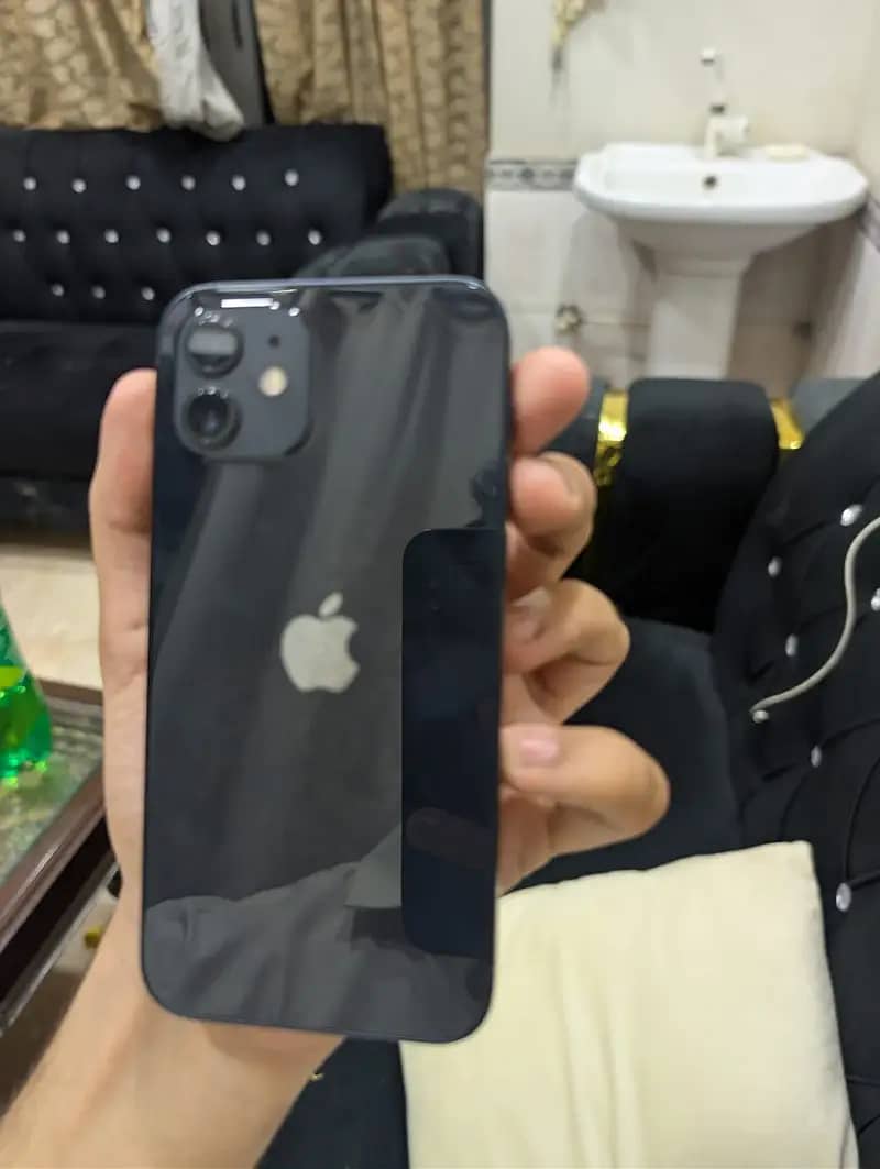 Apple iPhone 12 12