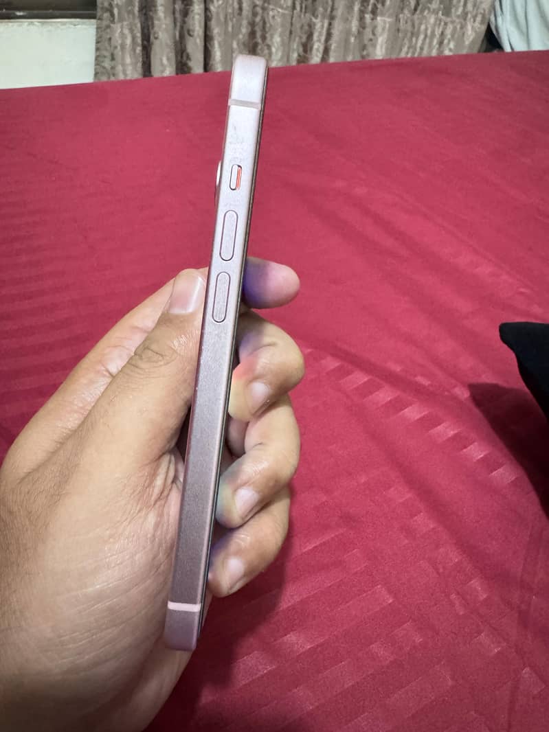 Apple iPhone 15 1