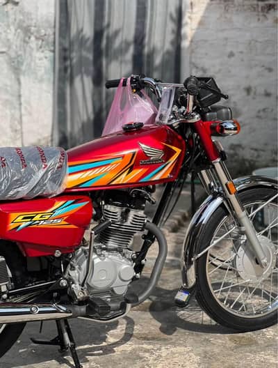 2026 Model Sale serious log rabta kry