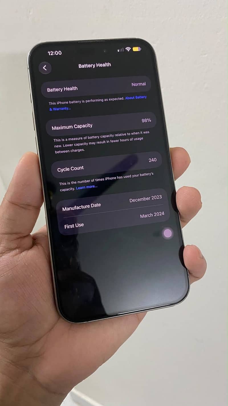 iPhone 15 Pro Max 6