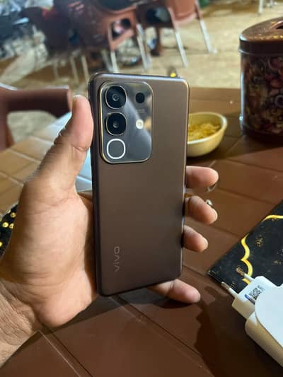 Vivo Y29