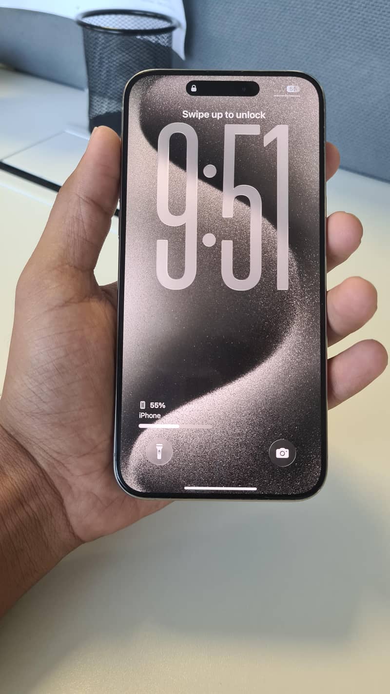 Apple iPhone 15 Pro Max 4