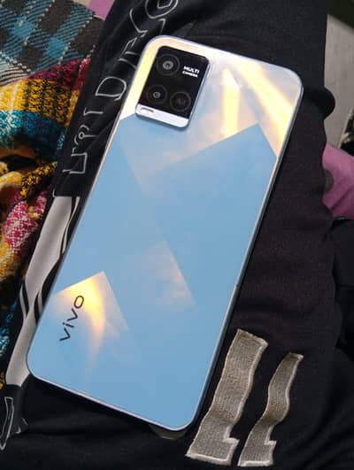 Vivo Y21