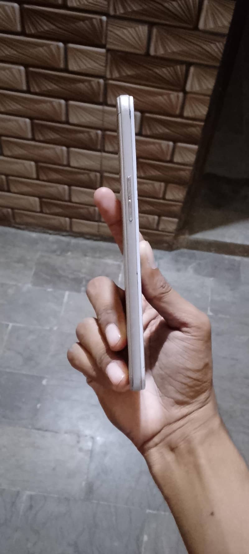 OPPO A57 5