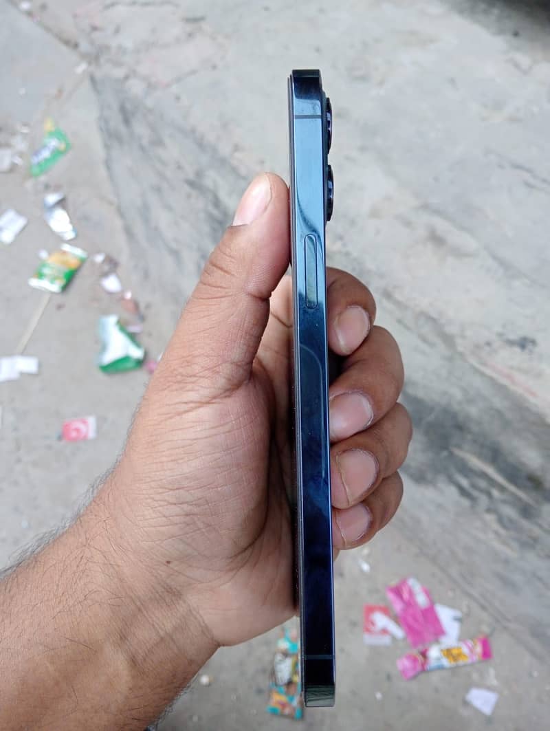 Apple iPhone 12 Pro Max 0