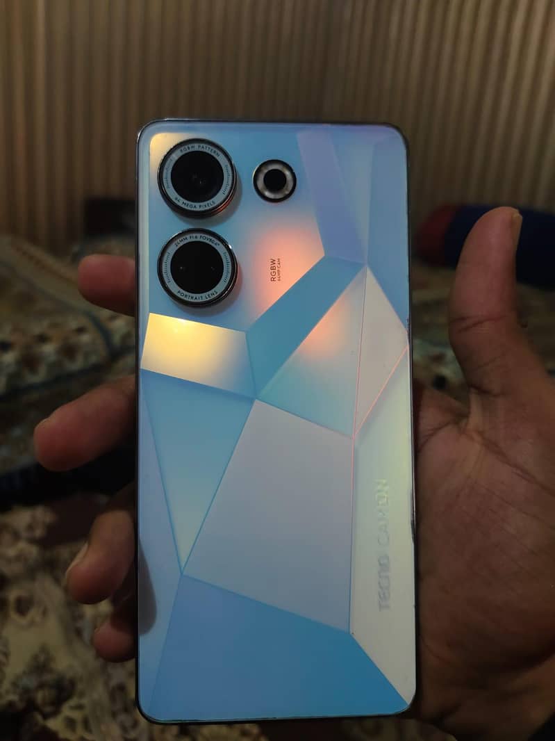 Tecno camon 20 pro 0
