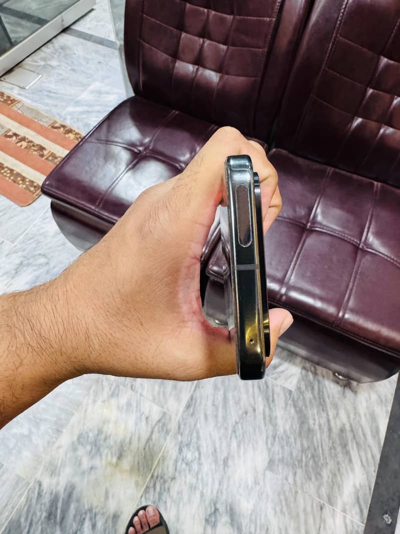 Google Pixel 9 Pro XL 2
