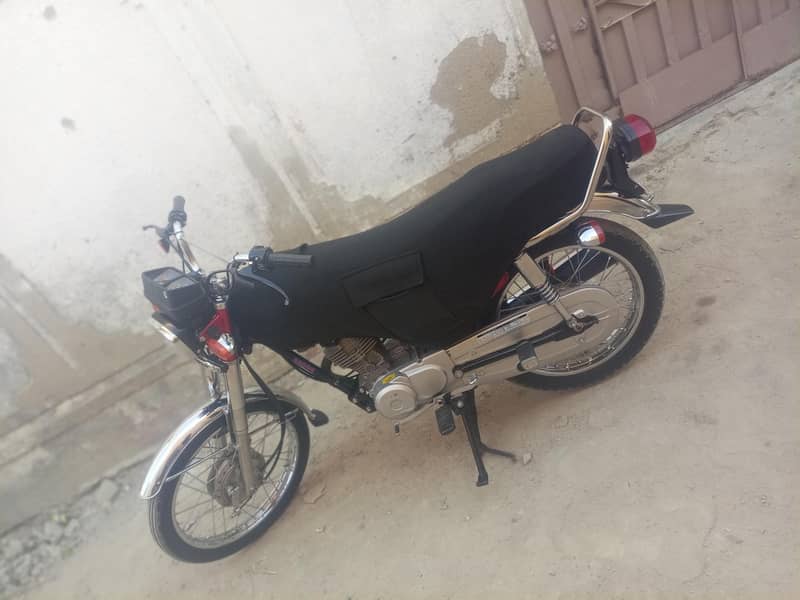 Honda  whats app 03106624150 7