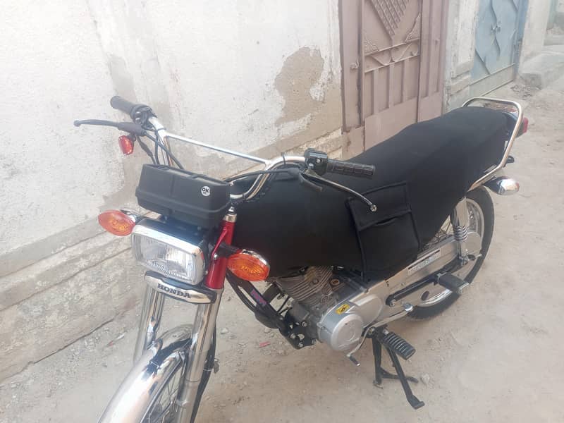 Honda  whats app 03106624150 8