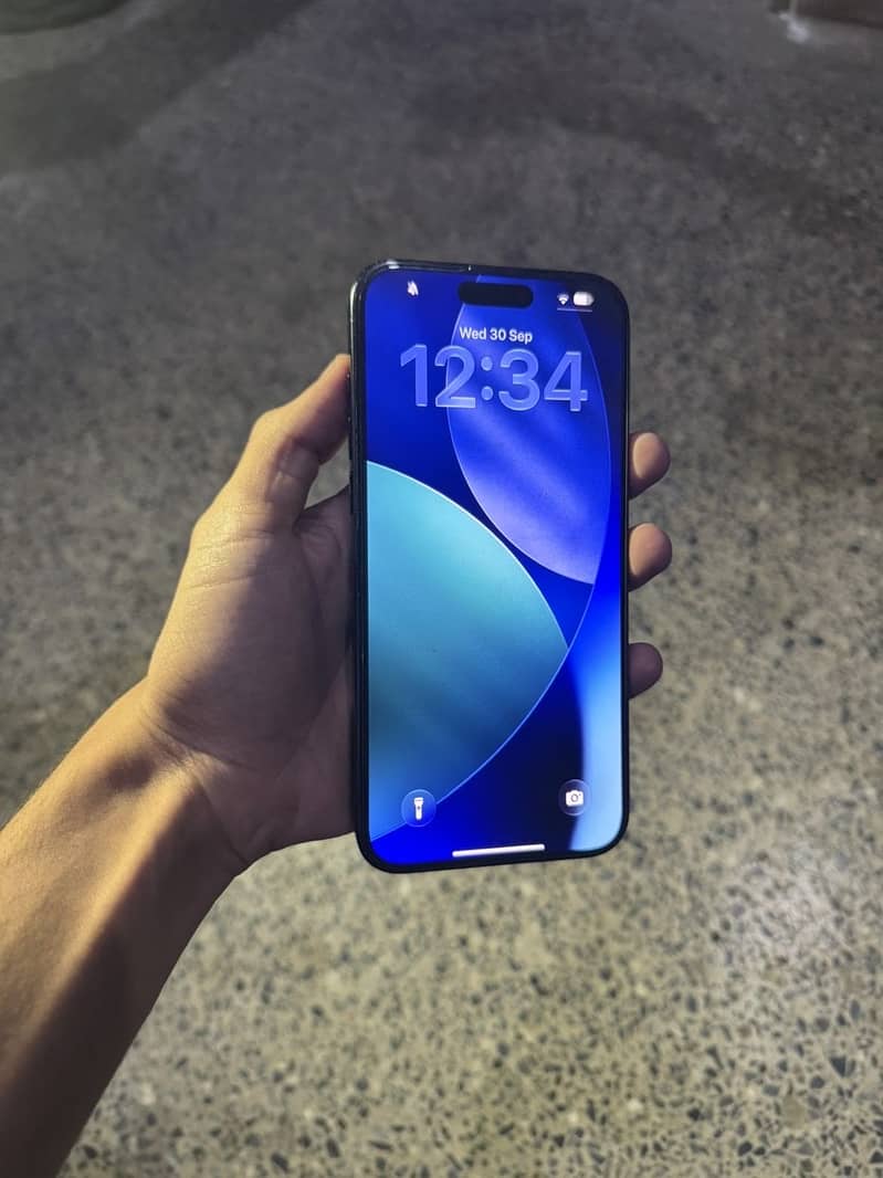 Apple iPhone 15 Pro Max jv 2