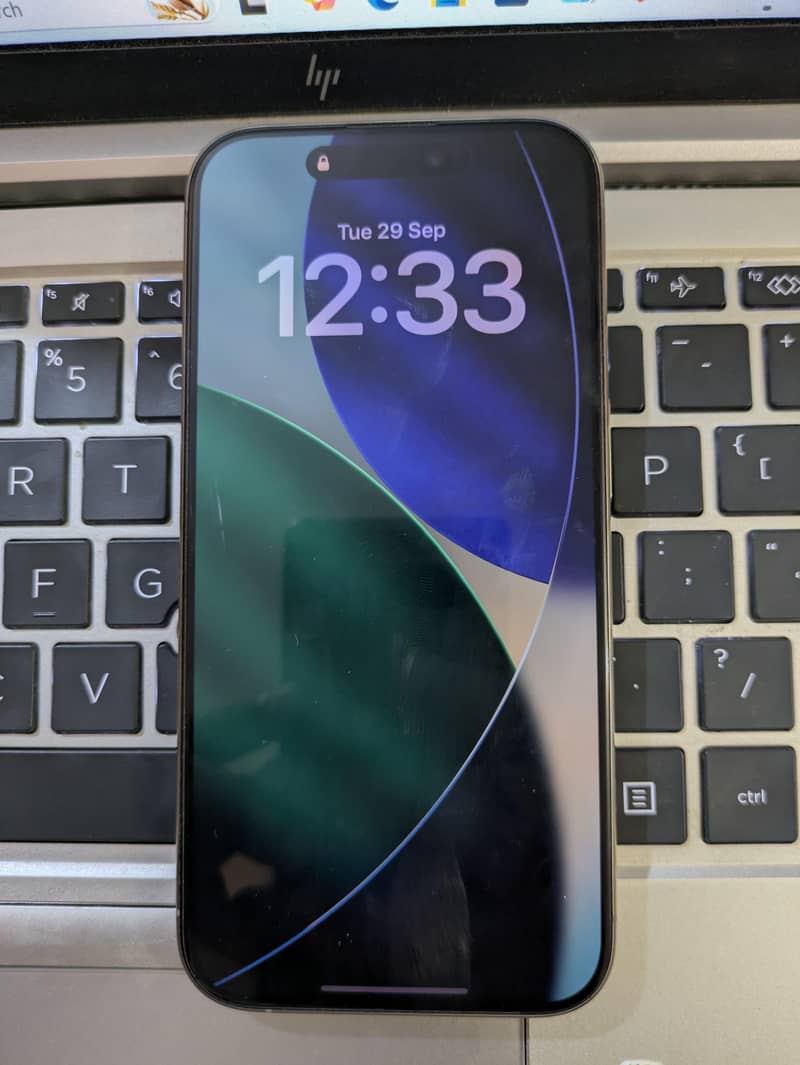 Apple iPhone 15 Pro 3